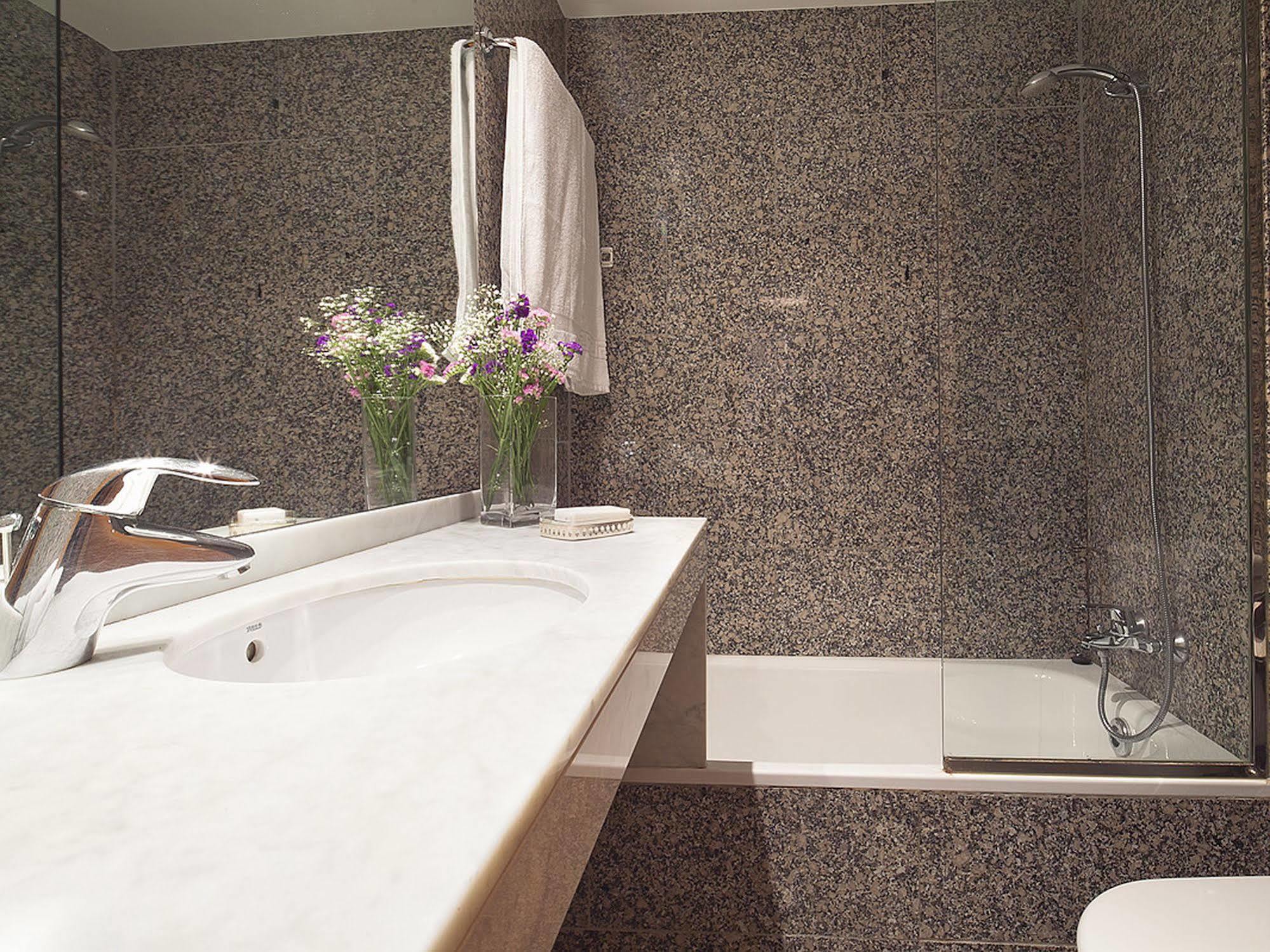 My Space Barcelona Park Gueell Apartments Bagian luar foto