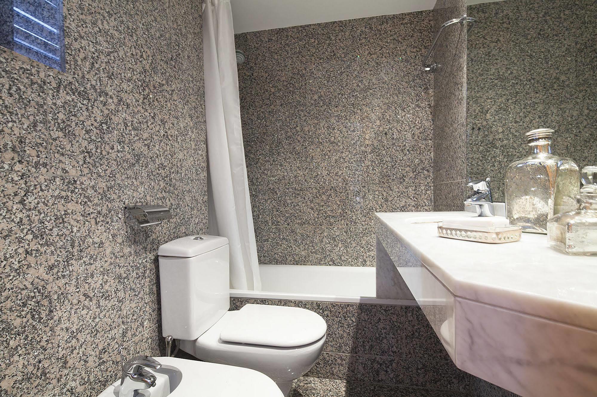 My Space Barcelona Park Gueell Apartments Bagian luar foto