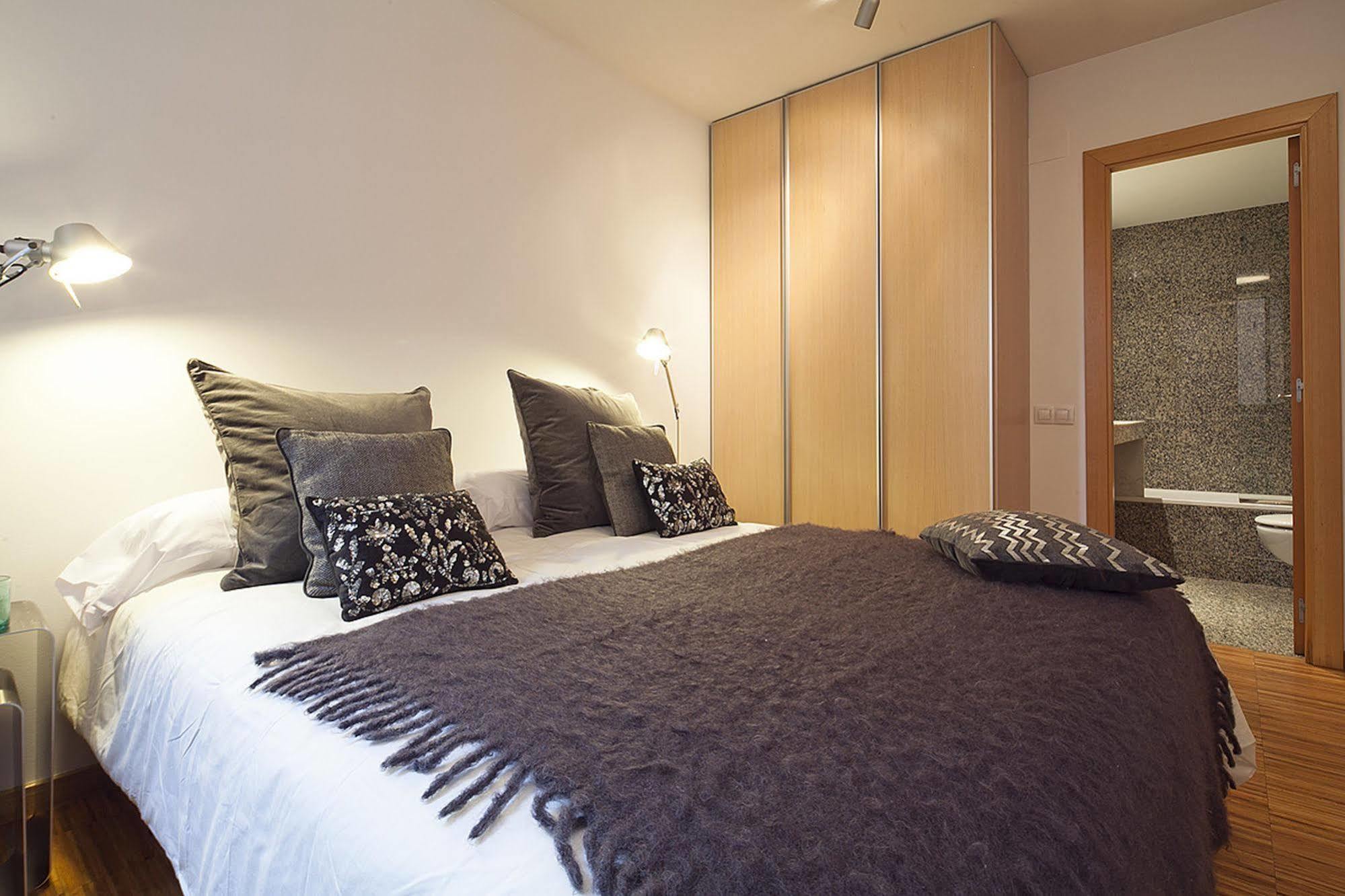 My Space Barcelona Park Gueell Apartments Bagian luar foto